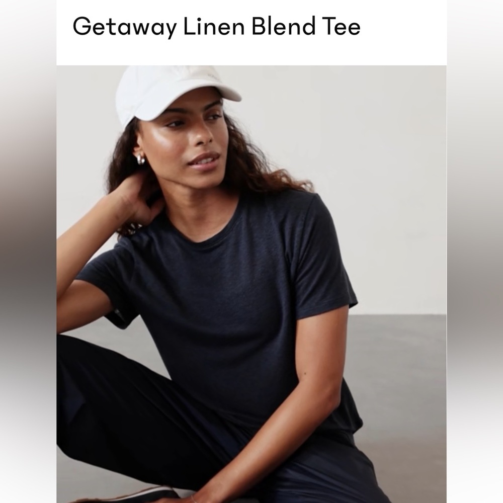 Athleta Getaway linen blend tee